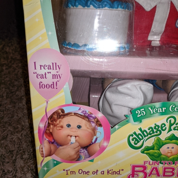 2008 Cabbage Patch Doll - Picture 5 of 11